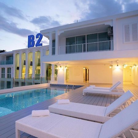 บีทู ภูเก็ต พรีเมียร์ โฮเทล Hotel Phuket ภายนอก รูปภาพ