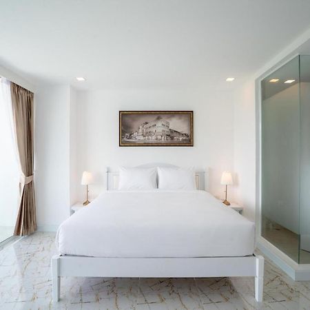 บีทู ภูเก็ต พรีเมียร์ โฮเทล Hotel Phuket ภายนอก รูปภาพ