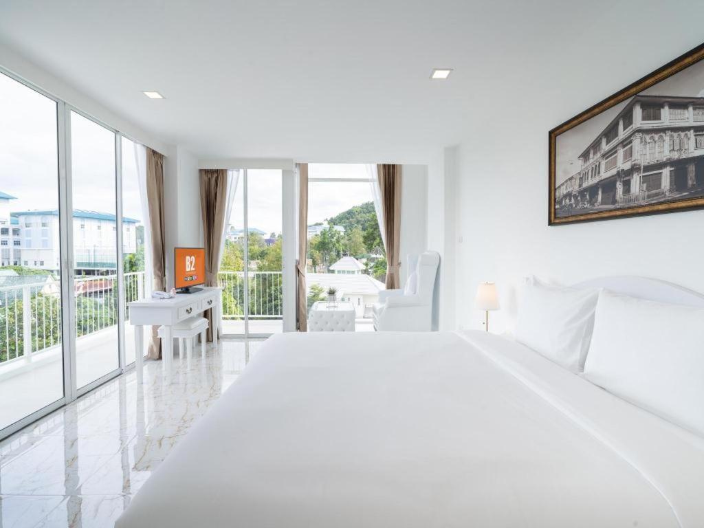 บีทู ภูเก็ต พรีเมียร์ โฮเทล Hotel Phuket ภายนอก รูปภาพ
