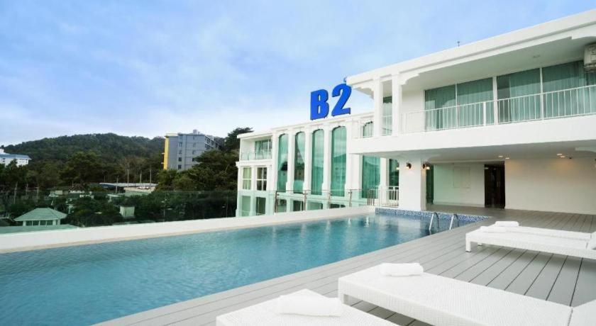 บีทู ภูเก็ต พรีเมียร์ โฮเทล Hotel Phuket ภายนอก รูปภาพ