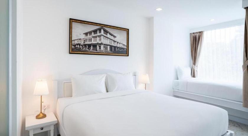 บีทู ภูเก็ต พรีเมียร์ โฮเทล Hotel Phuket ภายนอก รูปภาพ