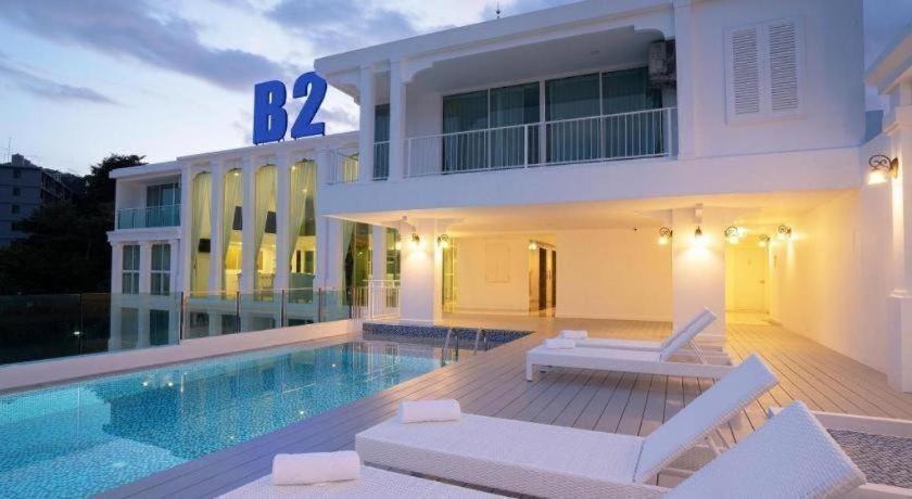 บีทู ภูเก็ต พรีเมียร์ โฮเทล Hotel Phuket ภายนอก รูปภาพ